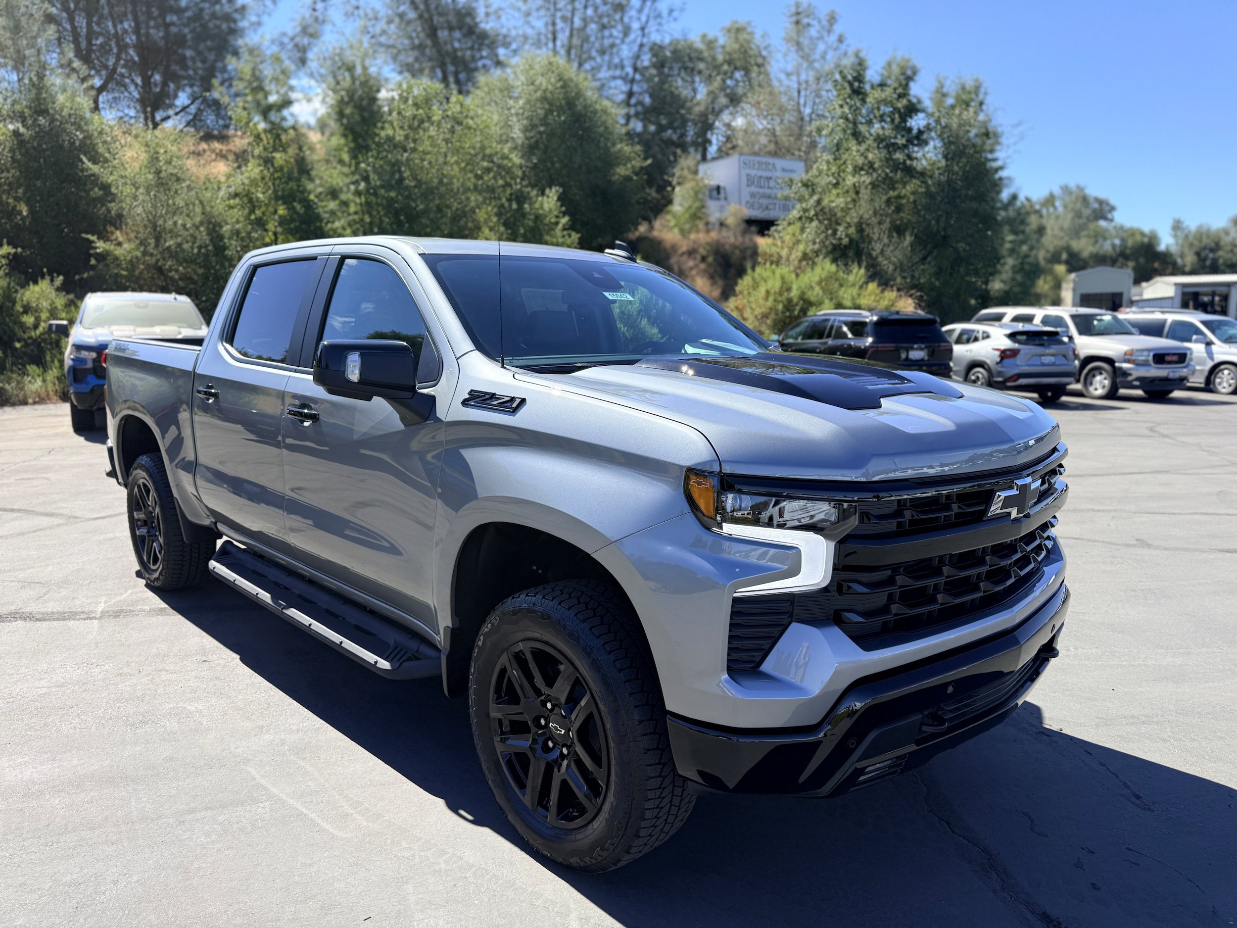 New 2026 Chevrolet Silverado 1500 LT Trail Boss w/ LT Trail Boss Premium Package AWD/4WD image 3