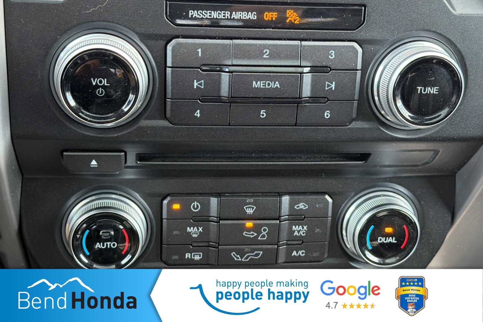 Used 2018 Ford F150 Platinum w/ Equipment Group 701A Luxury image 22