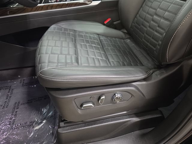 Used 2026 Cadillac Escalade ESV Platinum Sport w/ LPO, Floor Liner Package RWD image 29