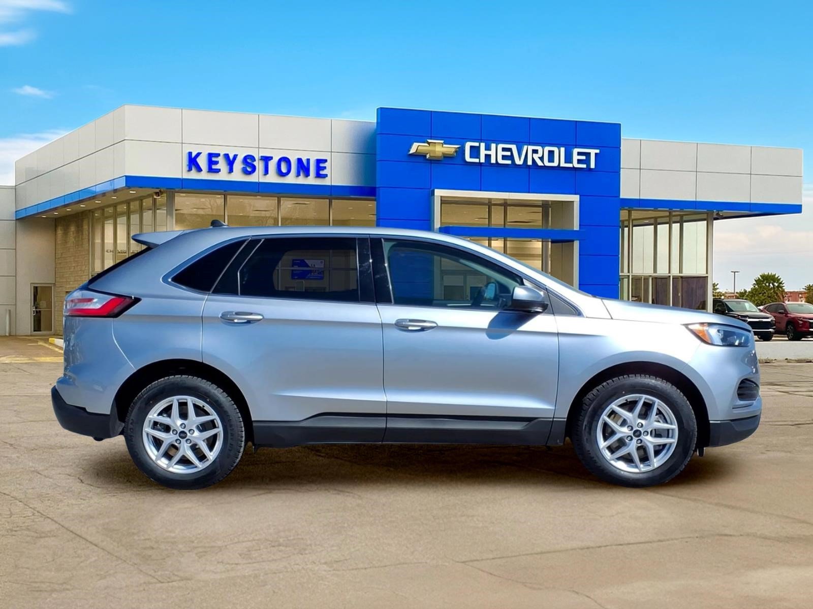 Used 2024 Ford Edge SEL AWD/4WD image 8