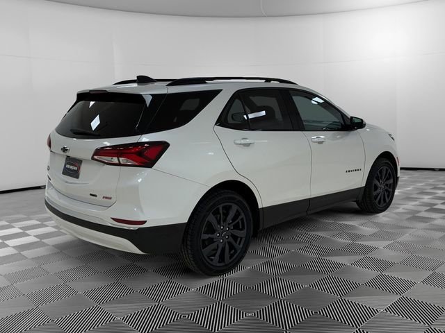 Certified 2022 Chevrolet Equinox RS w/ RS Leather Package AWD/4WD image 5