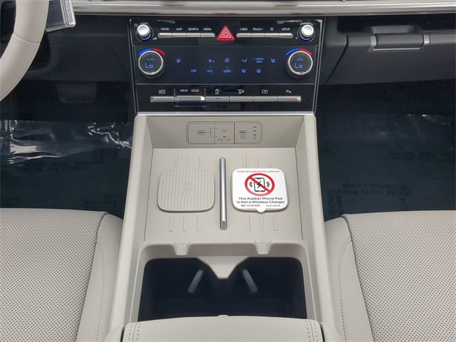New 2025 Hyundai Santa Fe SEL image 18