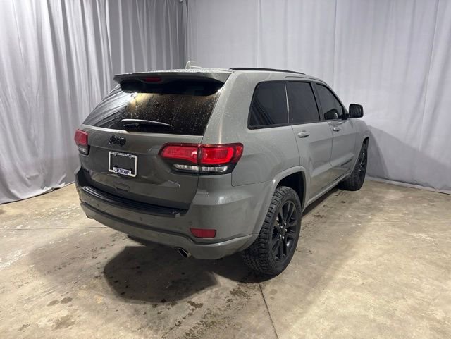 Used 2019 Jeep Grand Cherokee Altitude AWD/4WD image 23