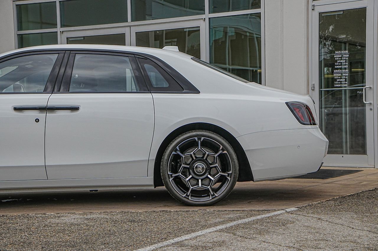 New 2025 Rolls-Royce Ghost Black Badge AWD/4WD image 14