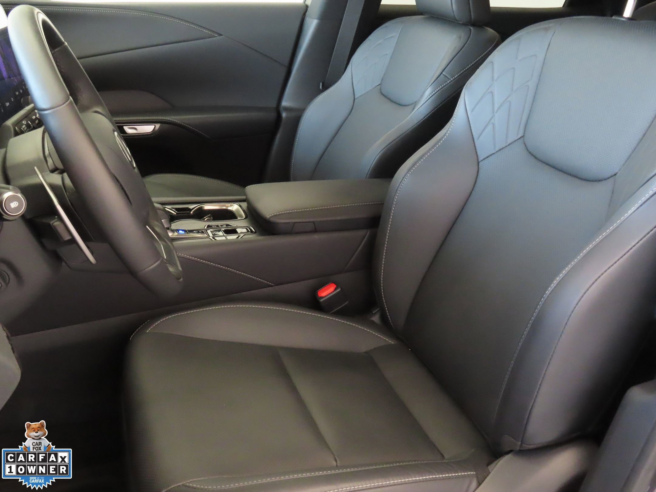 Used 2025 Lexus RX 350 Premium w/ Accessory Package AWD/4WD image 10