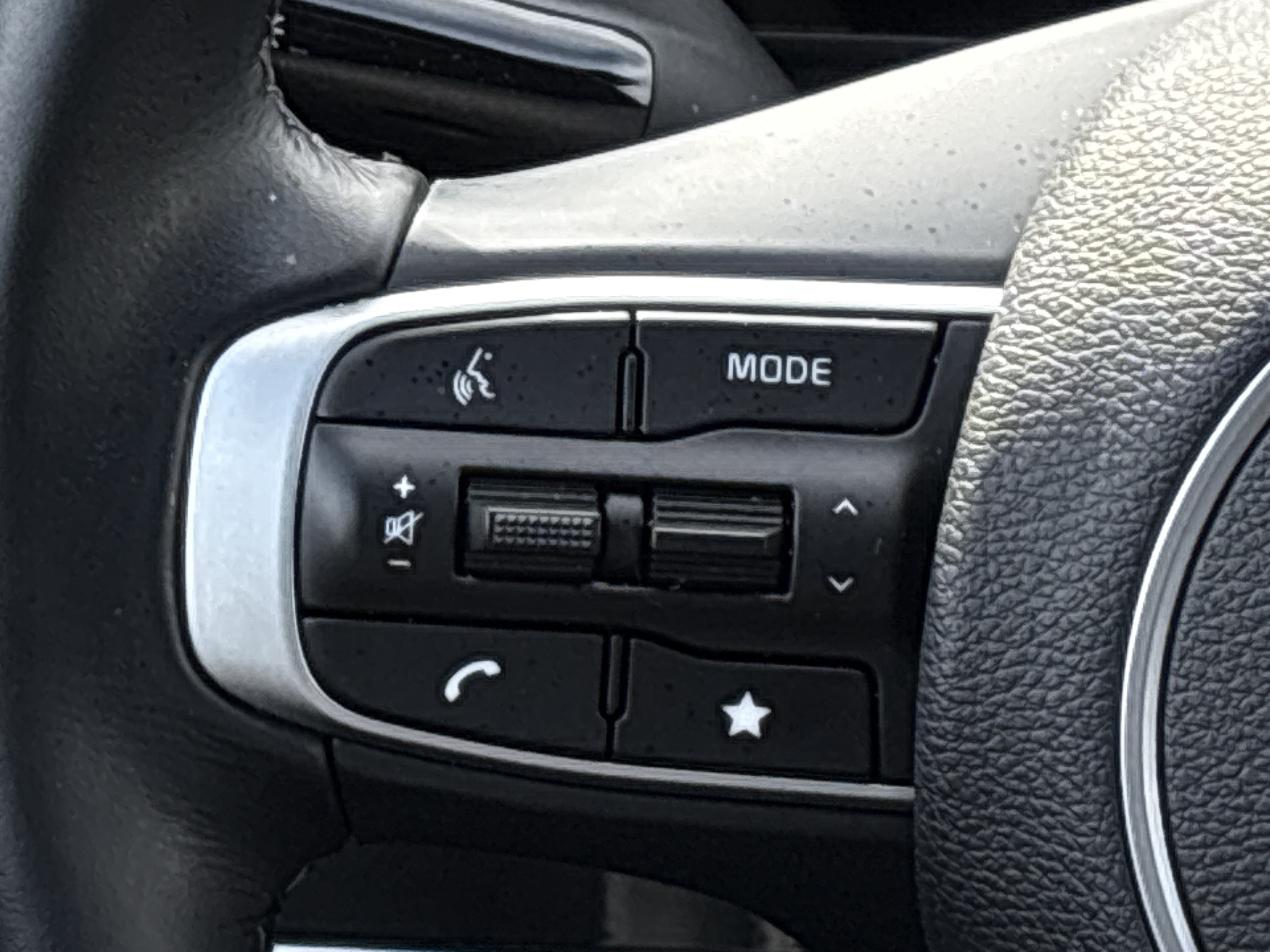 Used 2024 Kia Sportage X-Line w/ X-Line Premium Package AWD/4WD image 23