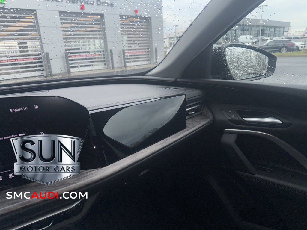 Certified 2025 Audi Q5 Premium w/ Convenience Package image 19