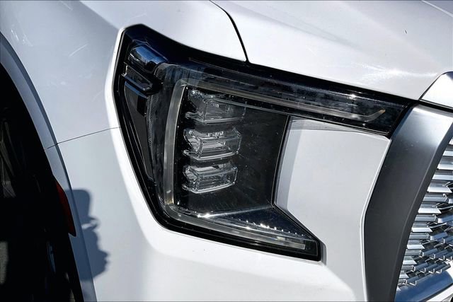 Used 2021 GMC Yukon XL Denali image 31