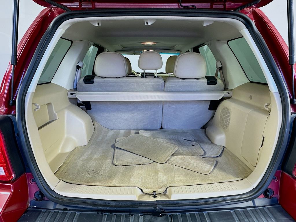 Used 2010 Ford Escape Limited image 25
