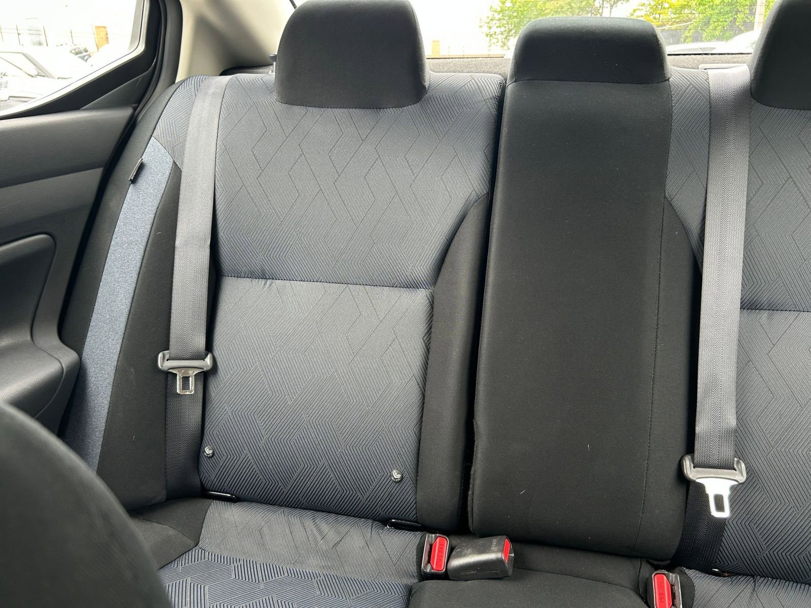 Used 2025 Nissan Versa SV FWD image 34