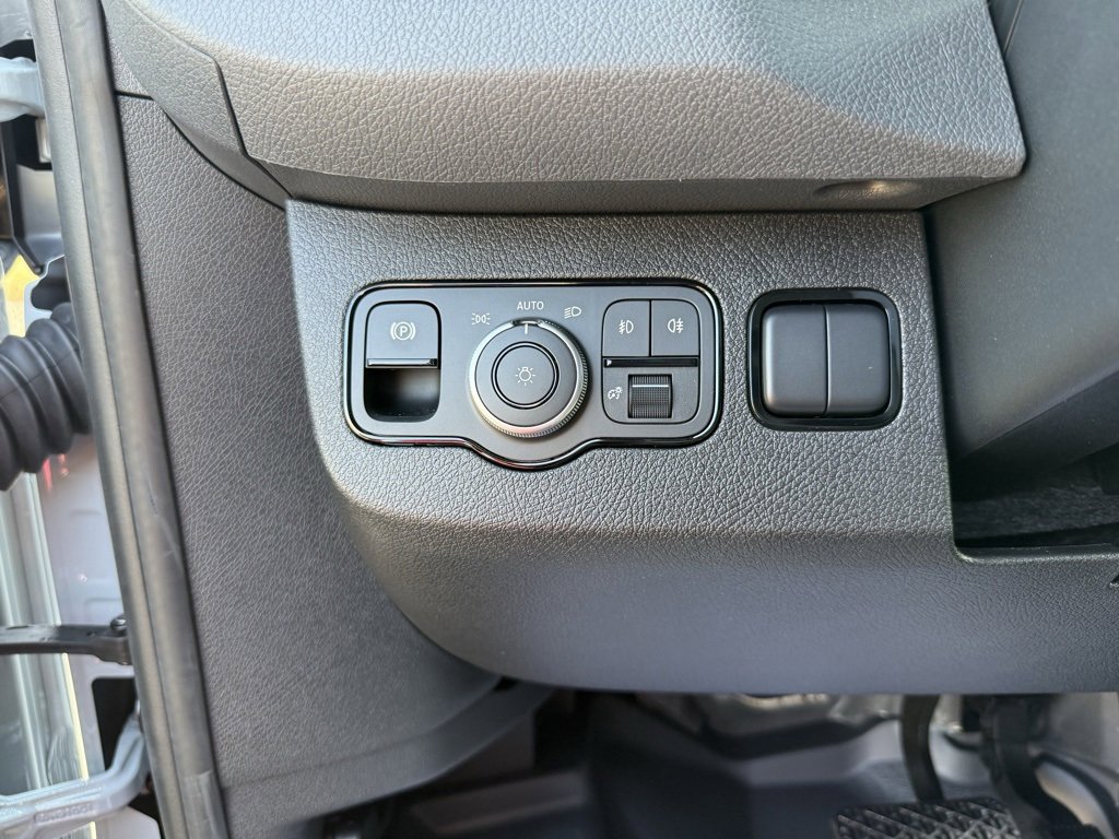 New 2025 Mercedes-Benz Sprinter 2500 image 23