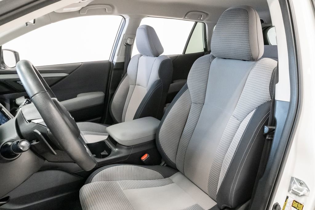 Used 2024 Subaru Outback Premium AWD/4WD image 9