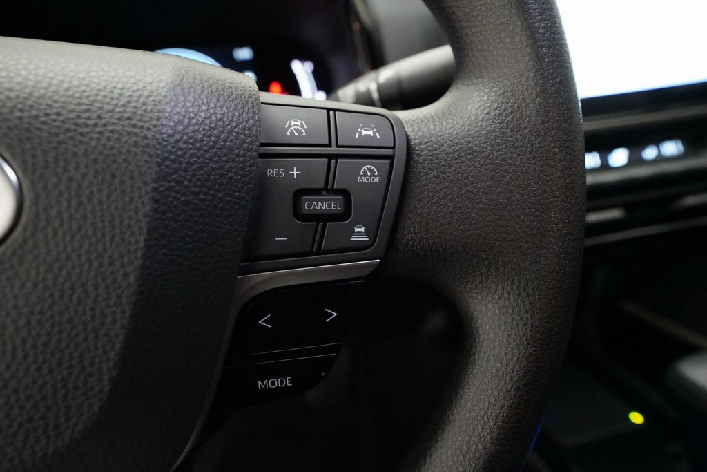 Used 2025 Toyota Camry LE image 18