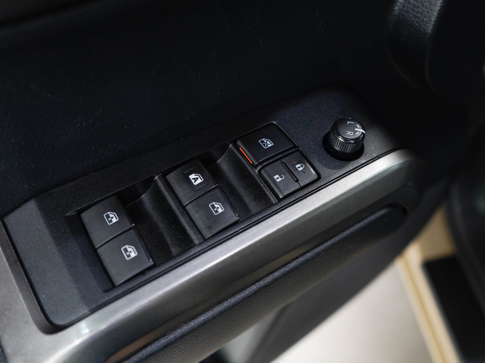 Used 2019 Toyota Tacoma SR5 RWD image 20