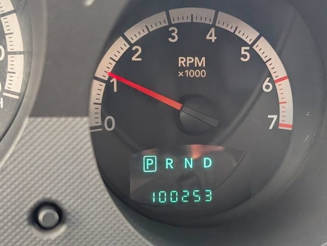 Used 2009 Dodge Nitro SE image 11
