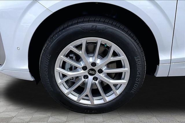 New 2026 Audi Q3 quattro 2.0T AWD/4WD image 8