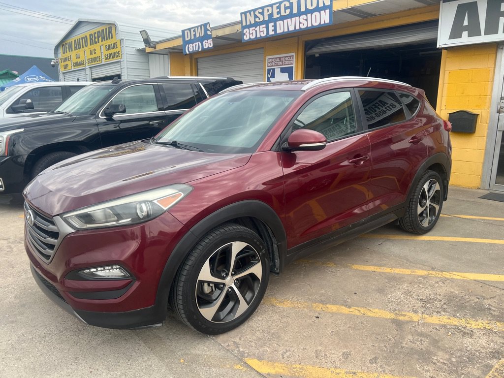 Used 2016 Hyundai Tucson Sport FWD image 3