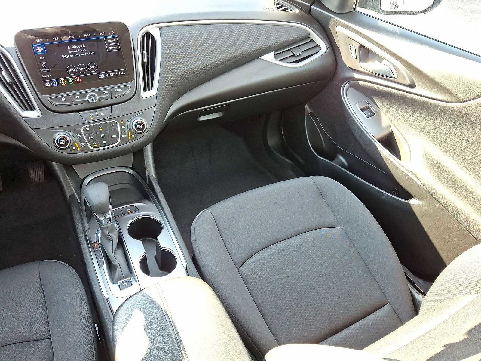 Used 2024 Chevrolet Malibu LT image 12