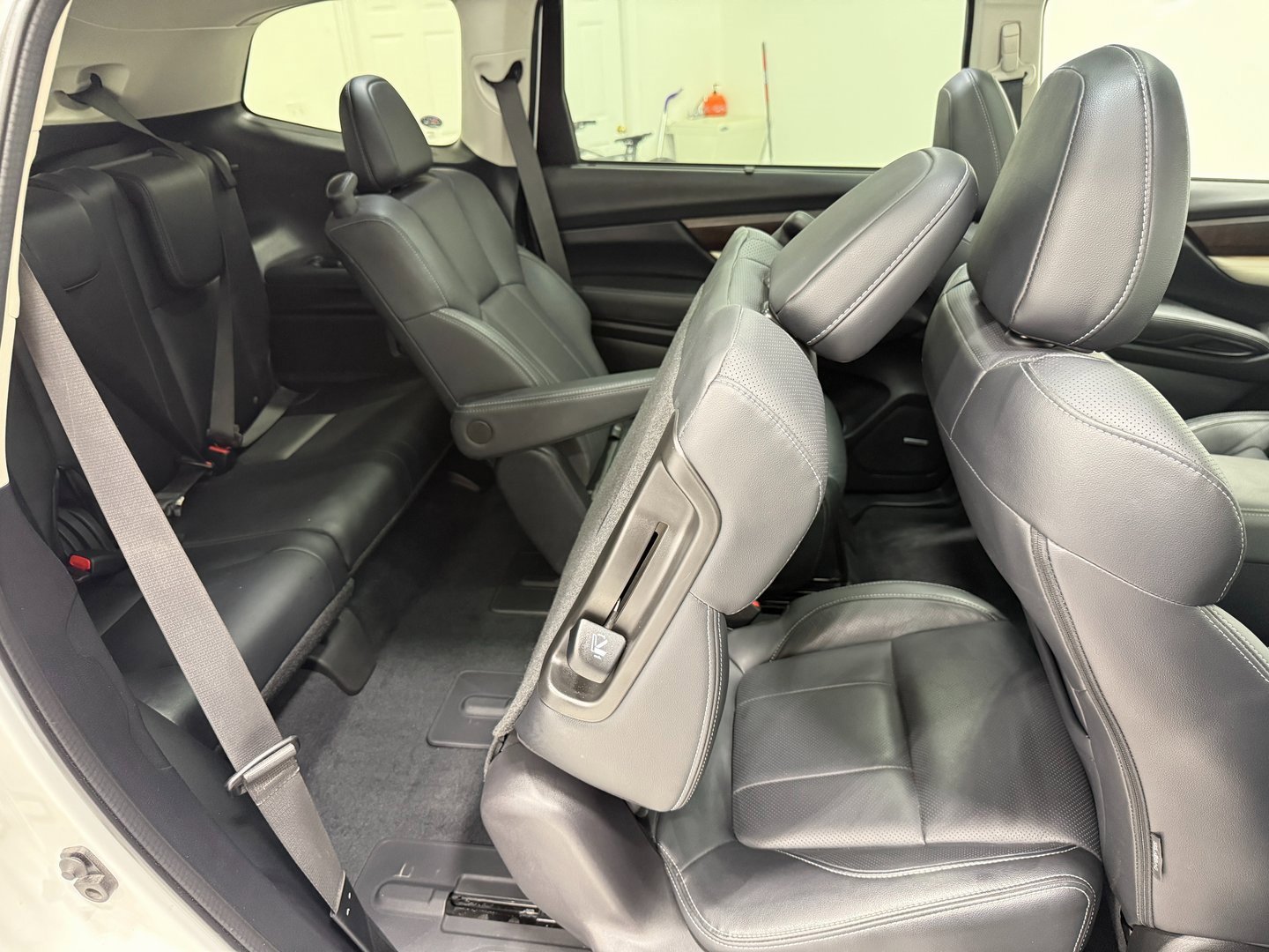 Used 2022 Subaru Ascent Touring w/ Popular Package #2A image 41