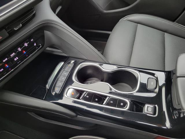 Used 2023 Buick Envision Essence AWD/4WD image 20