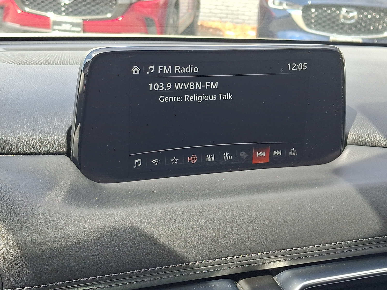 Used 2019 MAZDA CX-5 Touring image 17