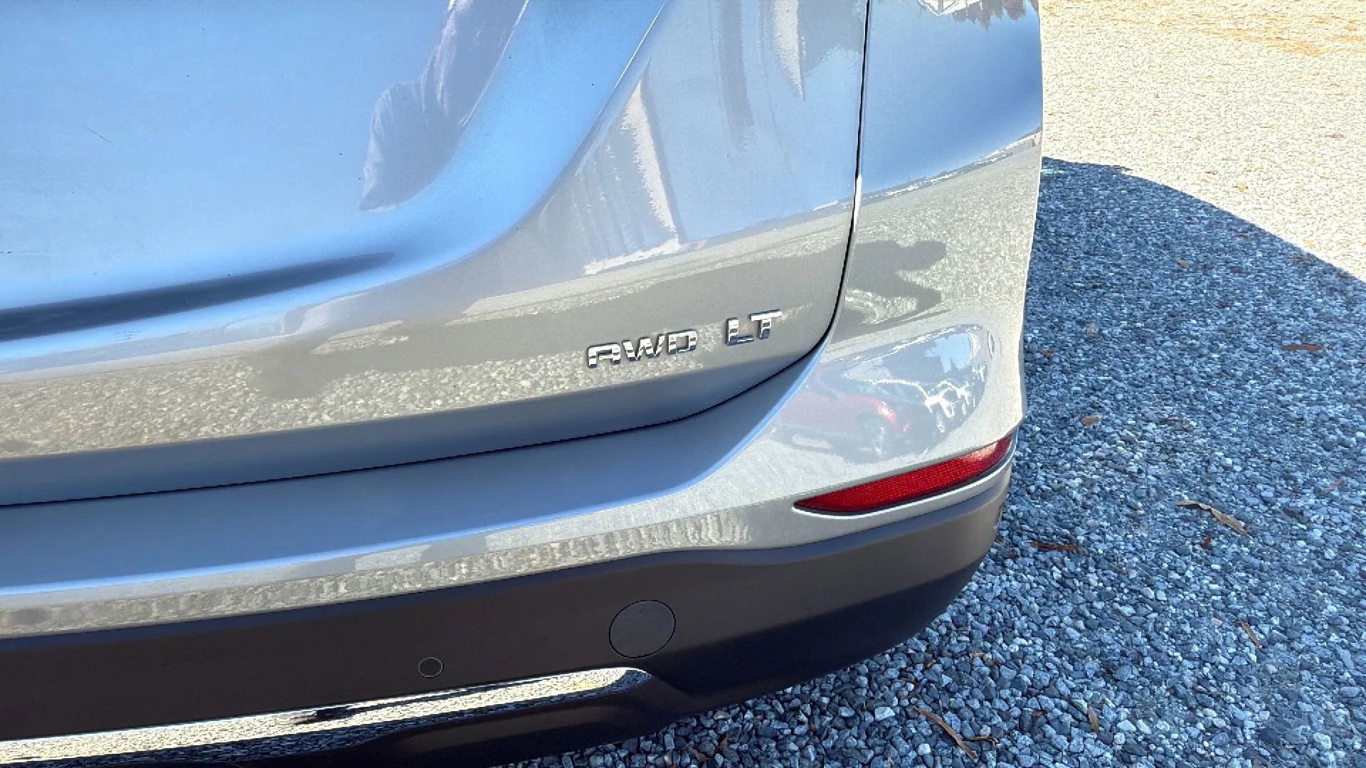 Used 2023 Chevrolet Equinox LT image 30