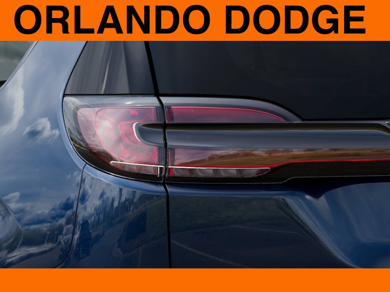 New 2025 Chrysler Pacifica Premium FWD image 9