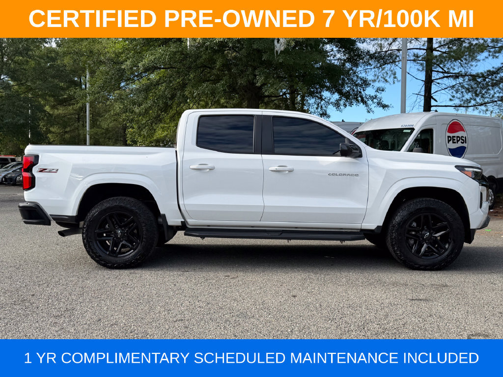 Used 2025 Chevrolet Colorado Z71 w/ Technology Package AWD/4WD image 8