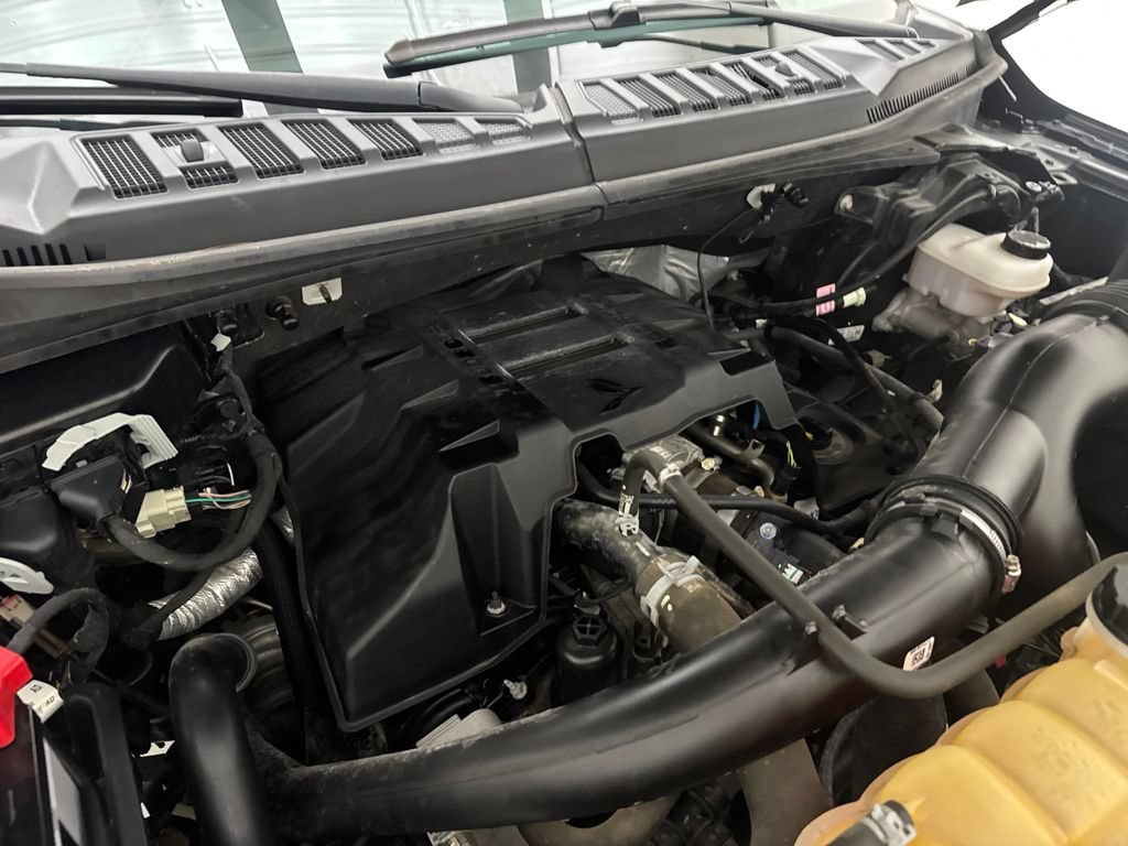 Used 2018 Ford F150 XLT w/ Equipment Group 302A Luxury AWD/4WD image 44