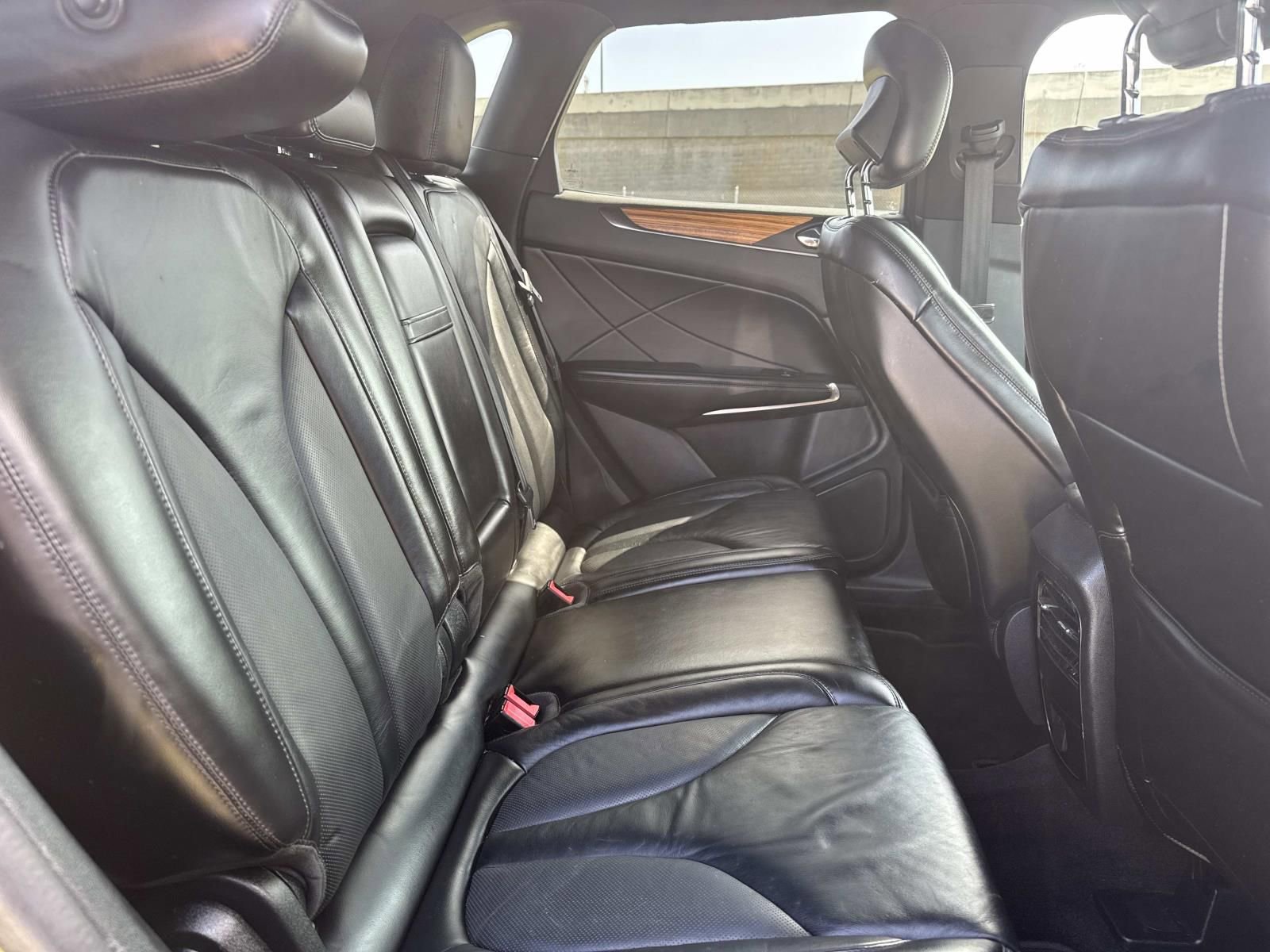 Used 2015 Lincoln MKC FWD w/ Equipment Group 101A Select image 9
