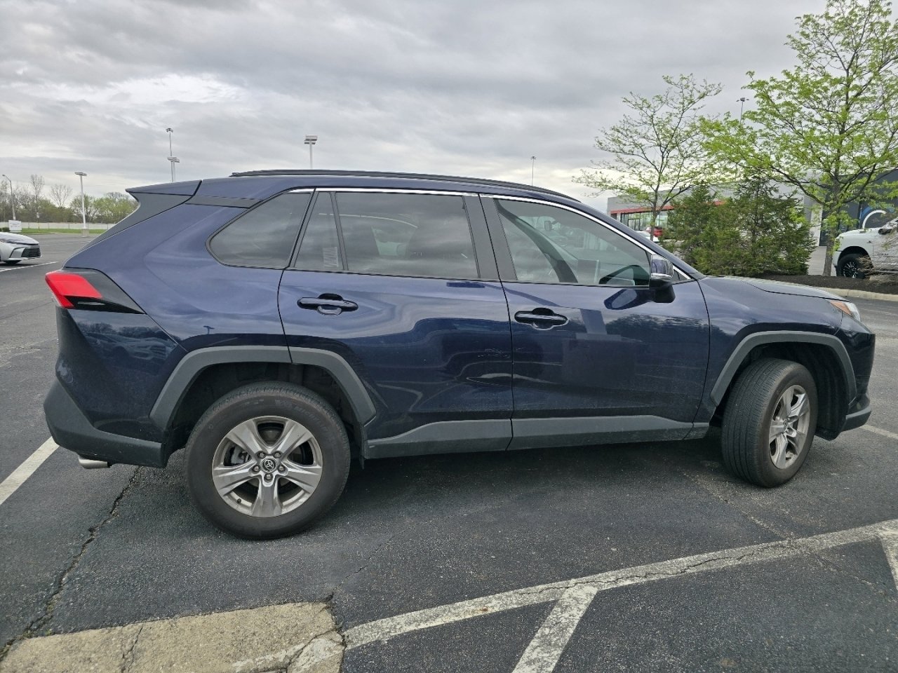 Used 2023 Toyota RAV4 XLE w/ Convenience Package image 8