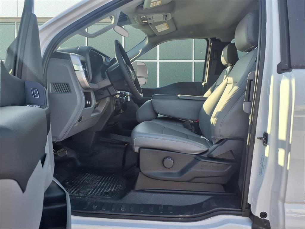 New 2026 Ford F450 XL w/ XL Chrome Package AWD/4WD image 21