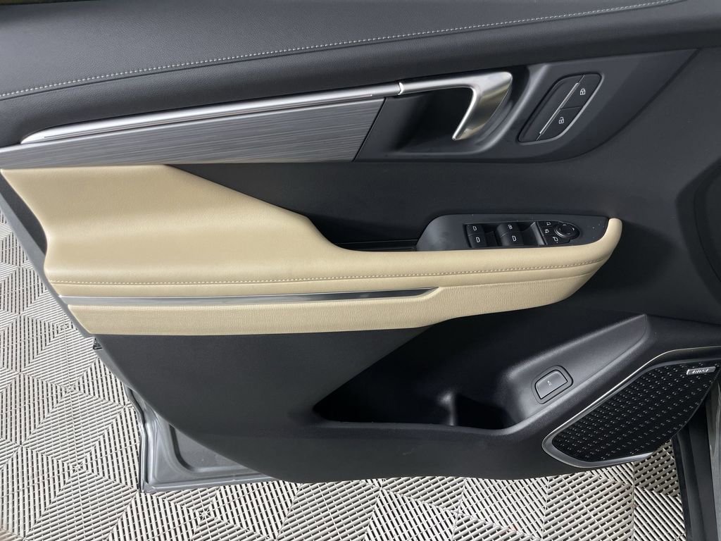 Used 2025 Buick Enclave Preferred image 21