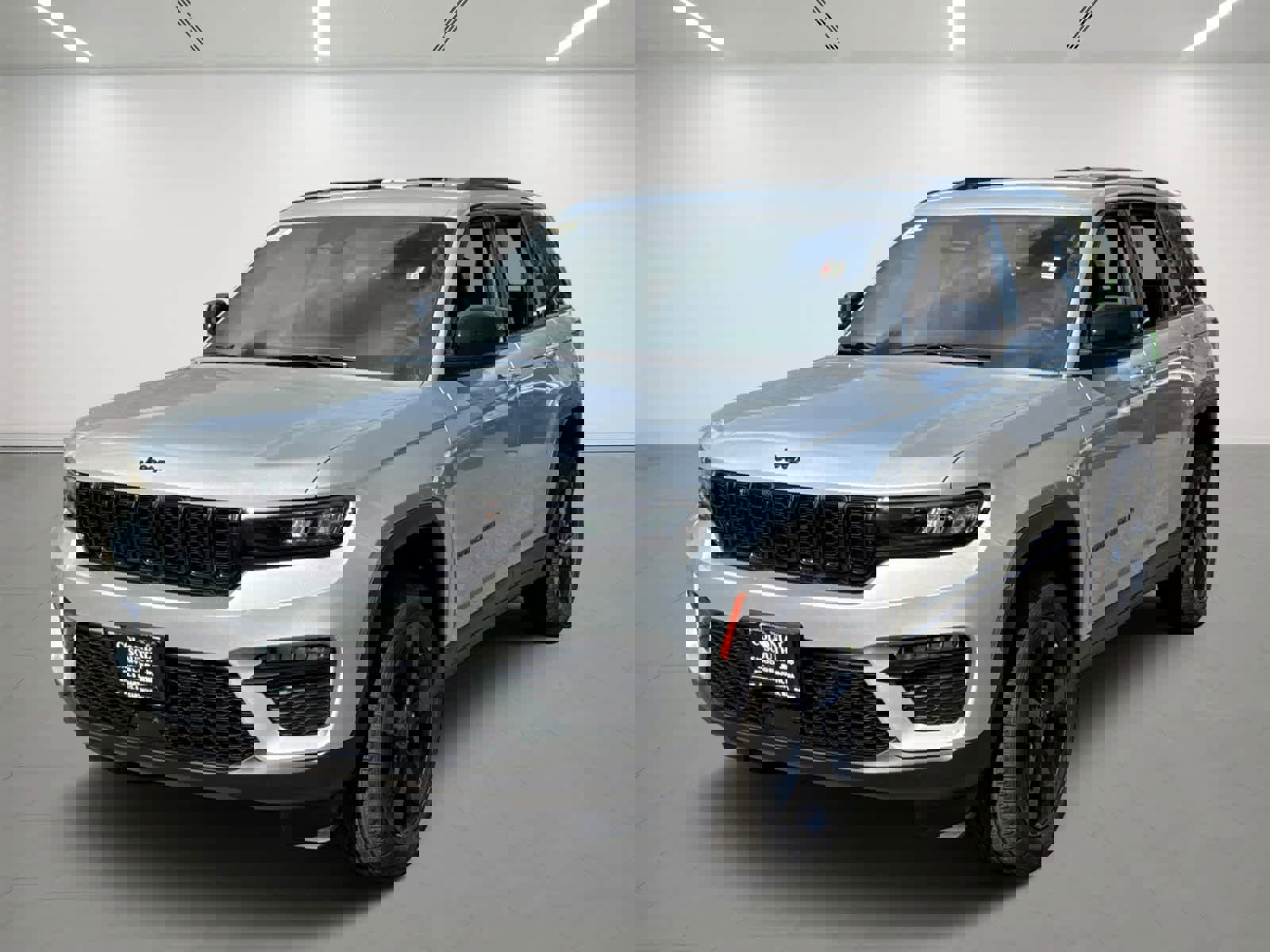 New 2025 Jeep Grand Cherokee Limited w/ Black Appearance Package