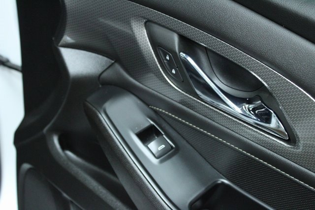 Certified 2023 Chevrolet Traverse Premier w/ LPO, Floor Liner Package image 12