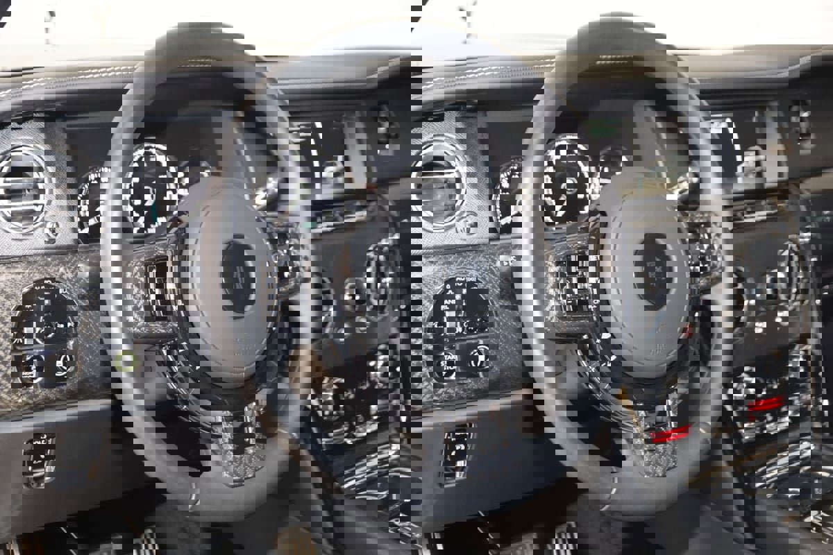 Used 2024 Rolls-Royce Cullinan Black Badge image 7