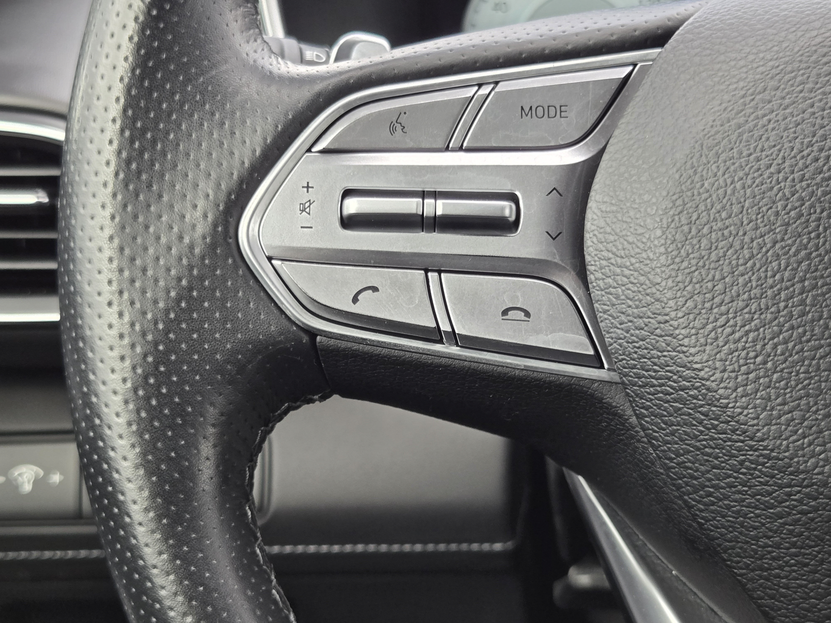 Used 2023 Hyundai Santa Fe Calligraphy FWD image 24