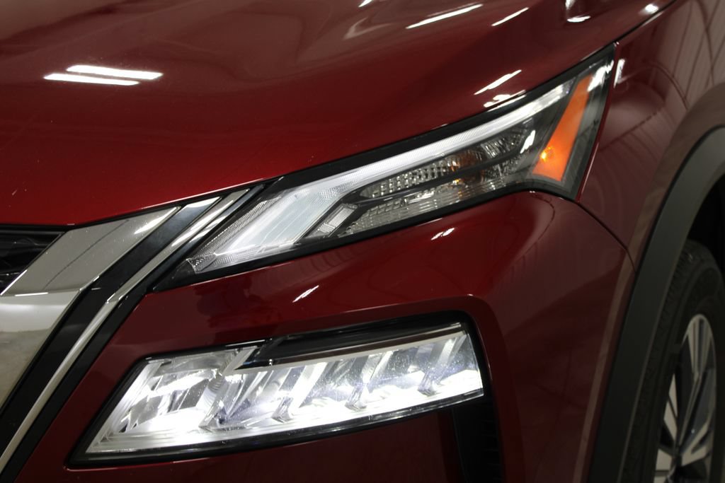 Used 2023 Nissan Rogue SV AWD/4WD image 13