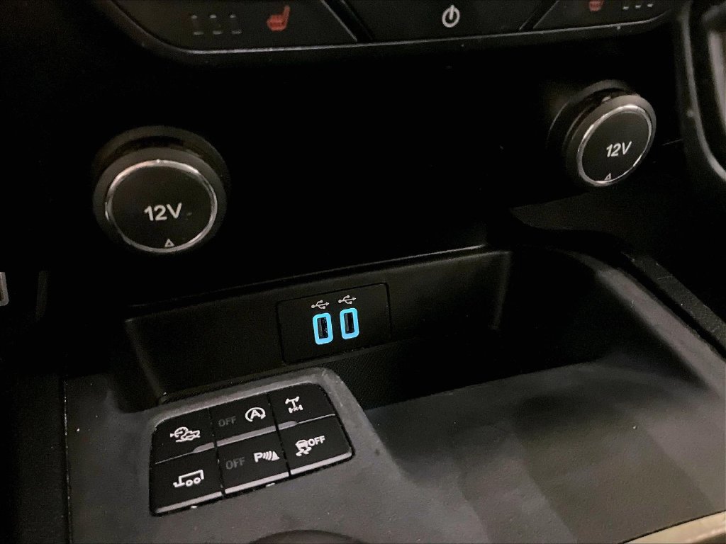 Used 2019 Ford Ranger XLT w/ Equipment Group 302A Luxury AWD/4WD image 17
