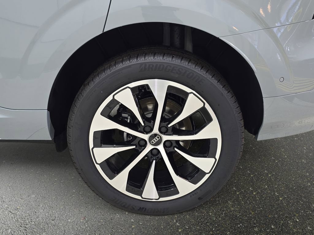 New 2026 Audi Q3 quattro 2.0T image 32