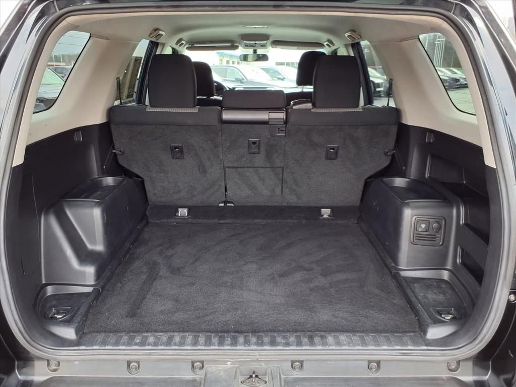 Used 2016 Toyota 4Runner SR5 image 25