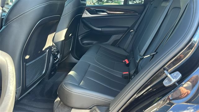 Used 2024 BMW X4 xDrive30i w/ Parking Assistance Package AWD/4WD image 21