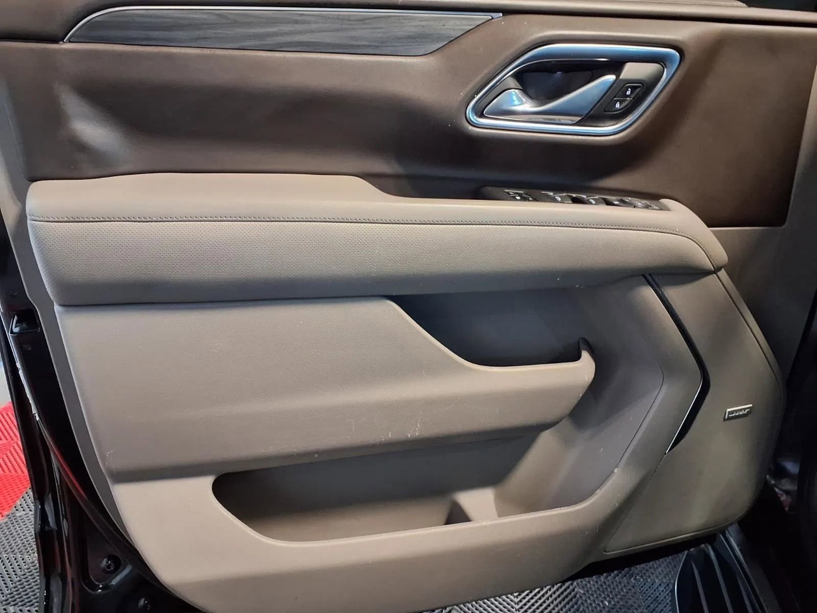 Used 2021 GMC Yukon XL SLT image 19