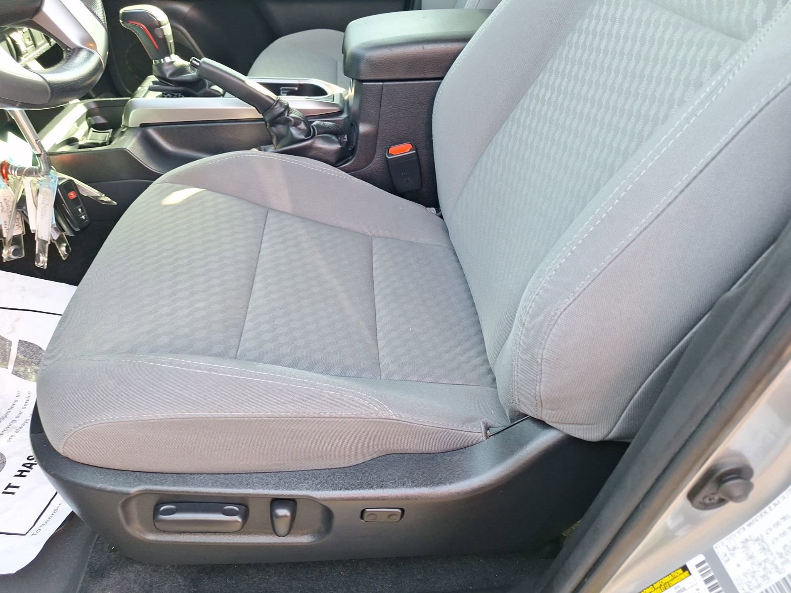 Used 2022 Toyota Tacoma SR5 image 18