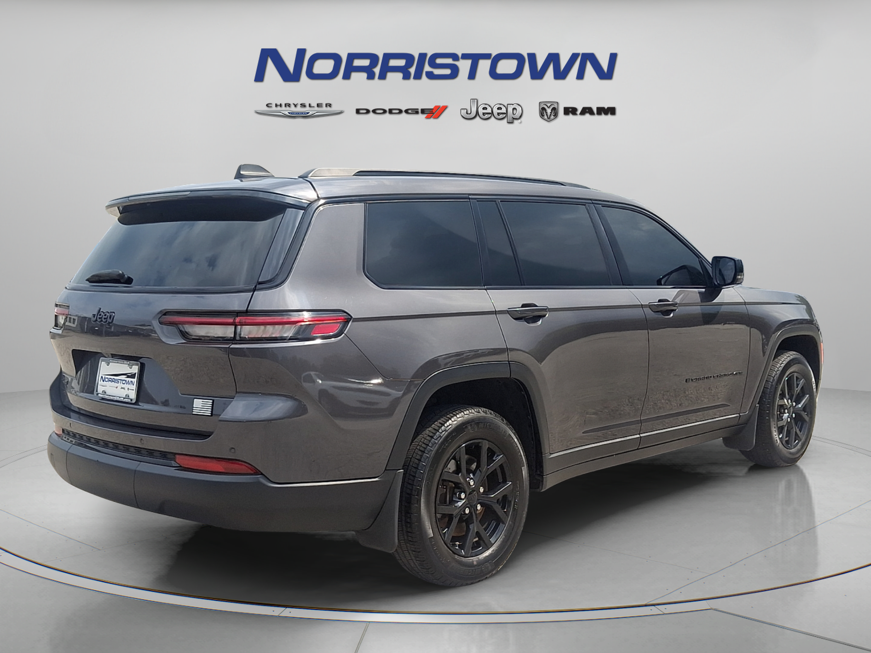 Certified 2024 Jeep Grand Cherokee L Altitude AWD/4WD image 6