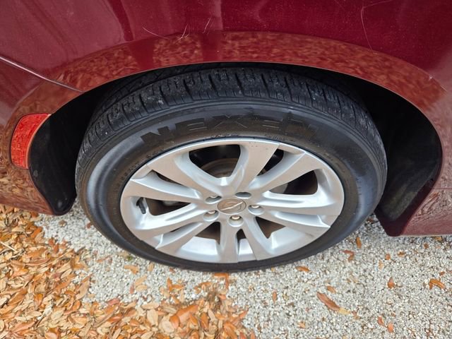 Certified 2016 Chrysler 200 Limited image 7