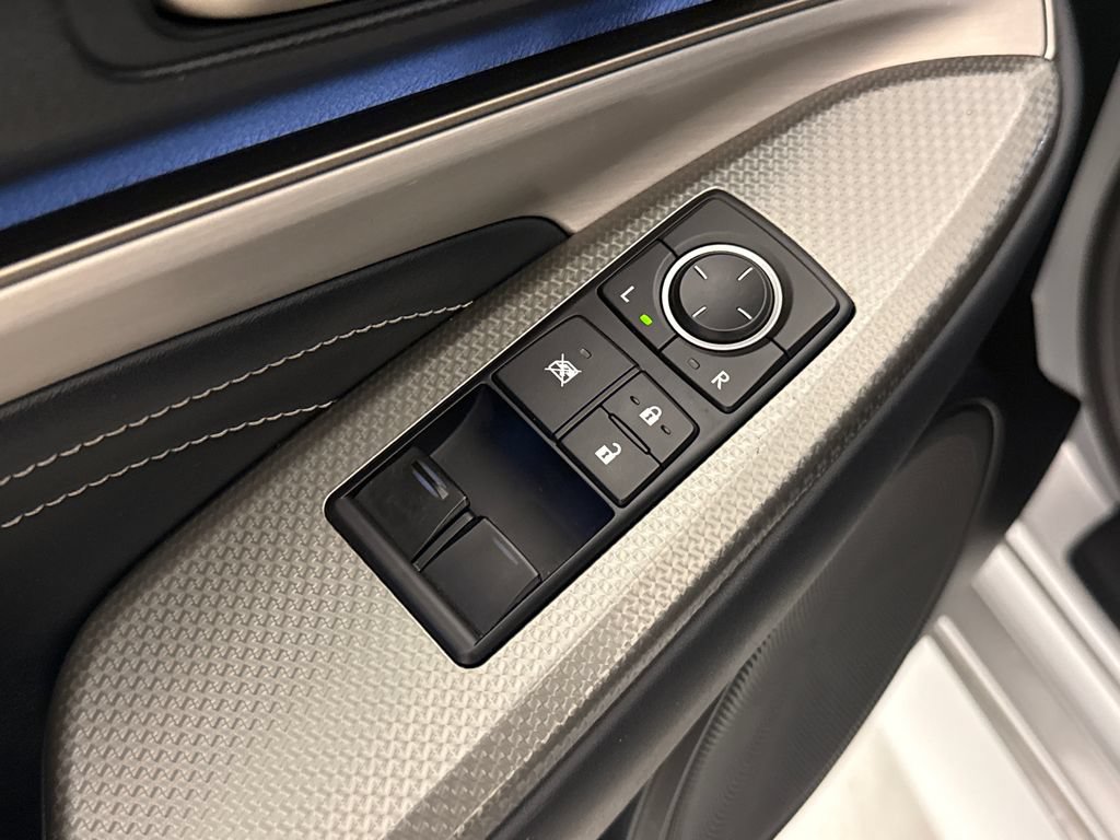 Used 2016 Lexus RC 200t RWD image 20