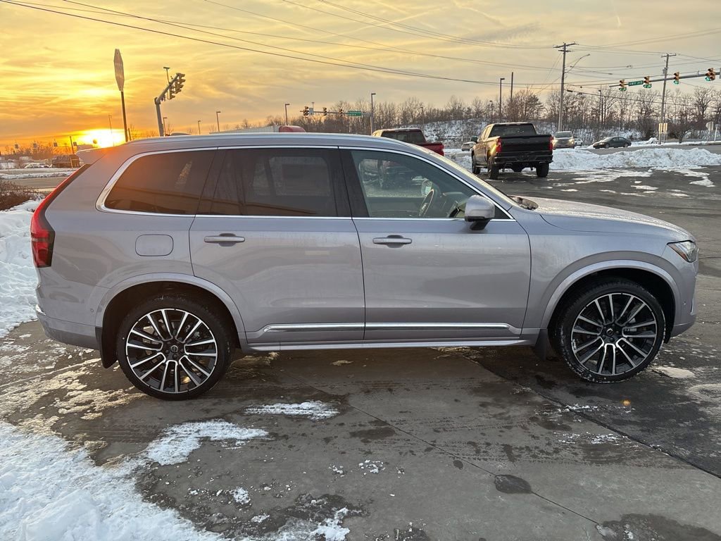 New 2026 Volvo XC90 B6 Plus w/ Protection Package Premier image 4
