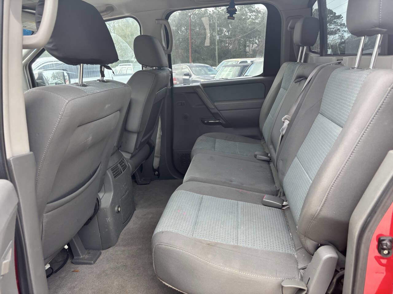 Used 2005 Nissan Titan SE w/ (W01) Utility Bed Pkg image 10