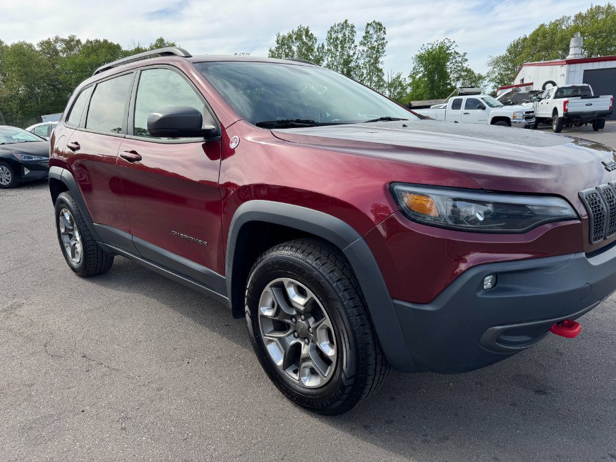 Used 2019 Jeep Cherokee Trailhawk AWD/4WD image 12